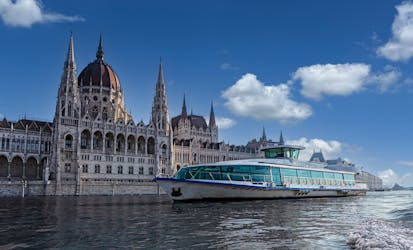 Budapest 70-minute daytime sightseeing cruise Duna Bella